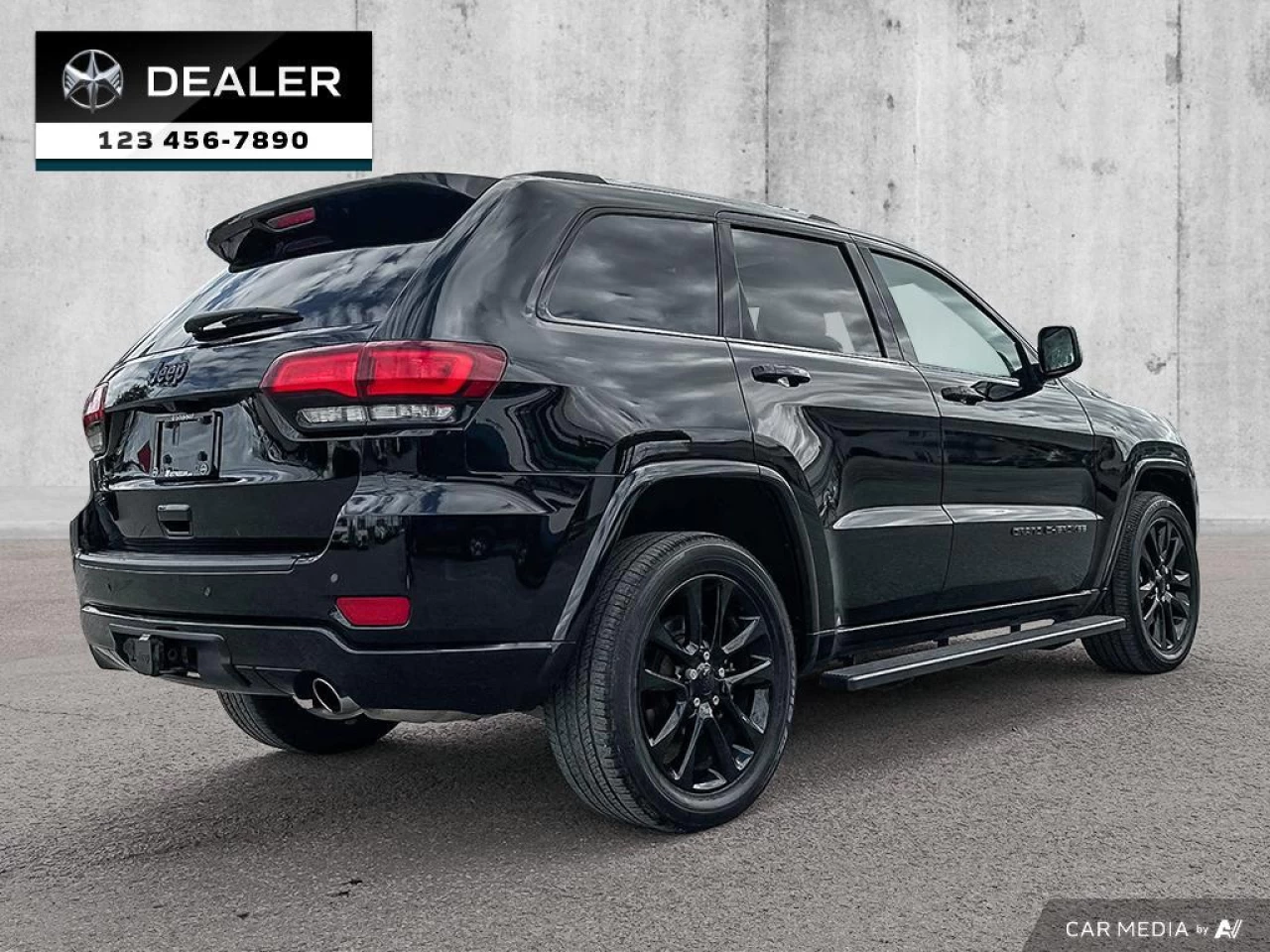 2021 Jeep Grand Cherokee Altitude Main Image
