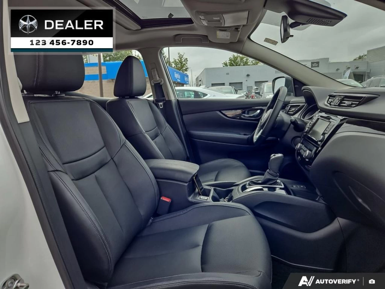 2021 Nissan Qashqai S AWD Main Image