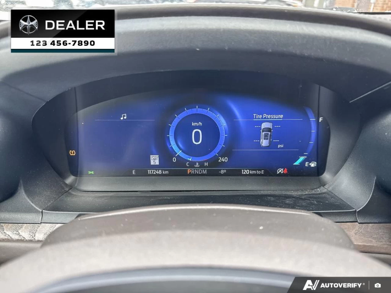 2020 Ford Explorer Platinum Image principale