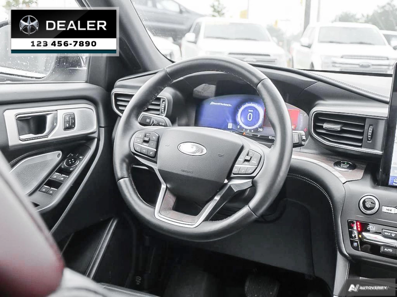 2020 Ford Explorer Platinum Image principale