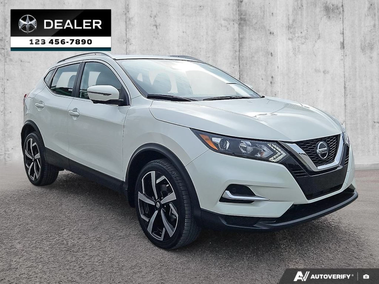 2021 Nissan Qashqai S AWD Main Image