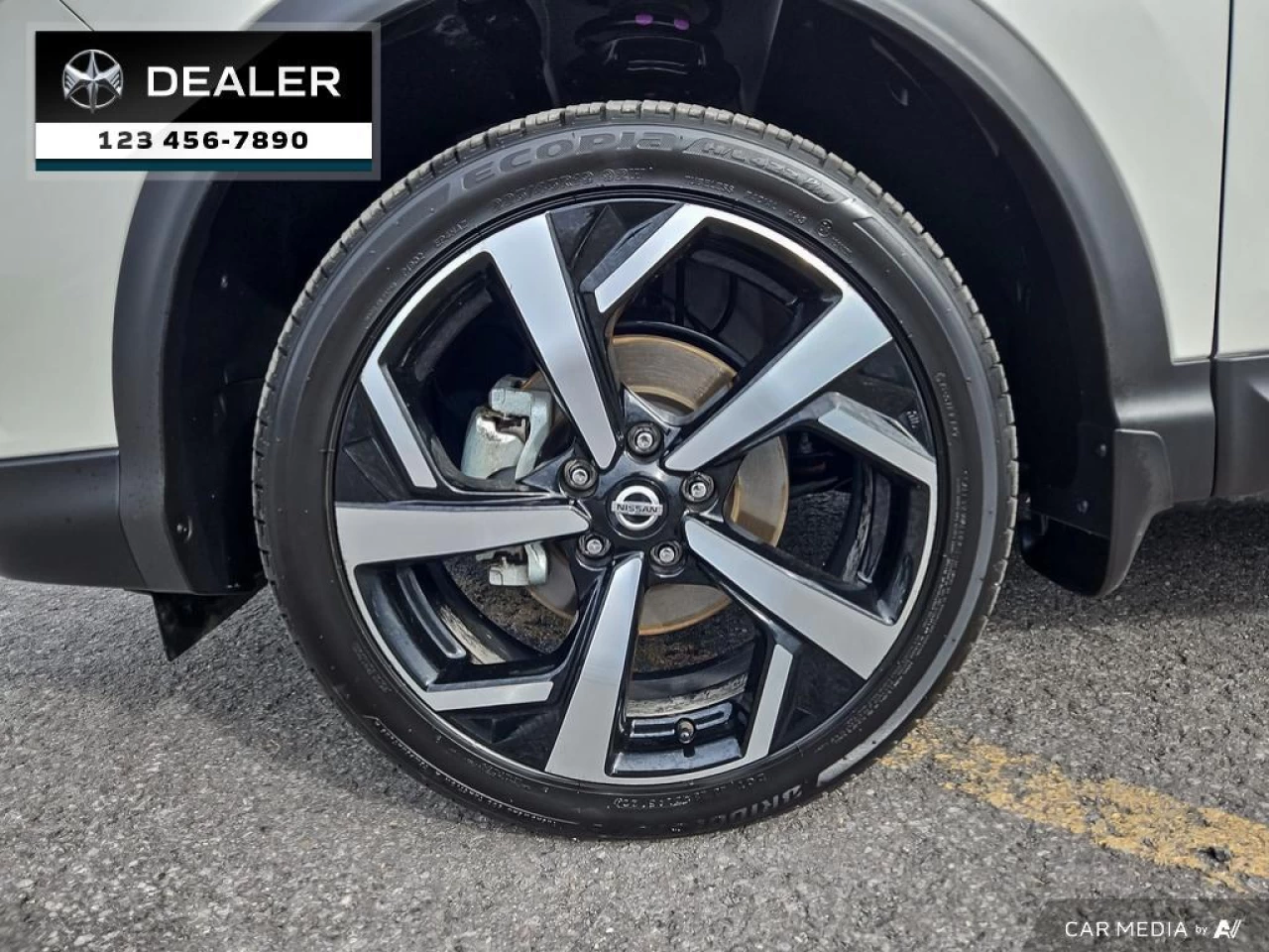 2021 Nissan Qashqai S AWD Main Image