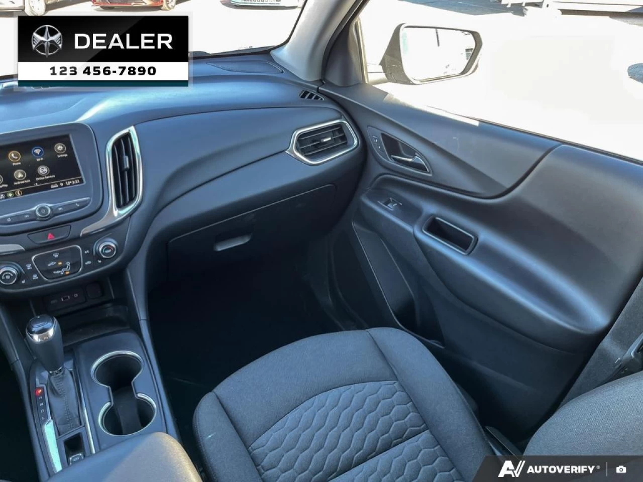 2019 Chevrolet Equinox LT Main Image