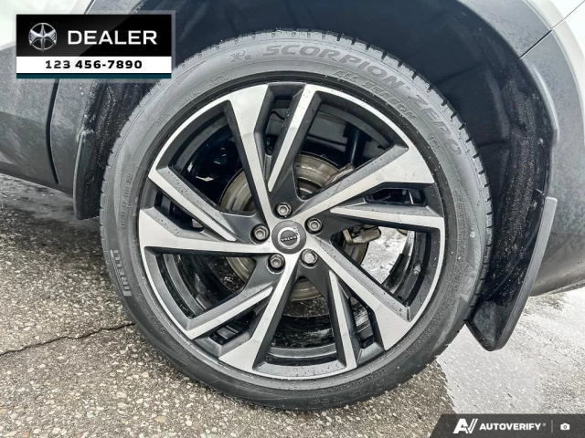 Volvo XC40 T5 R-Design 2022