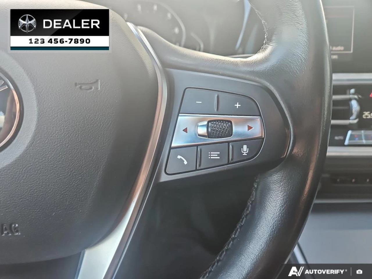 2021 BMW 3 Series 330i xDrive Sedan North America Image principale