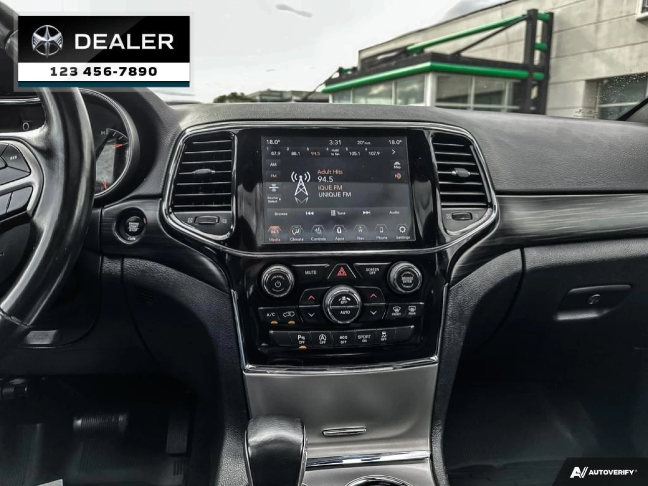 2021 Jeep Grand Cherokee Altitude Main Image