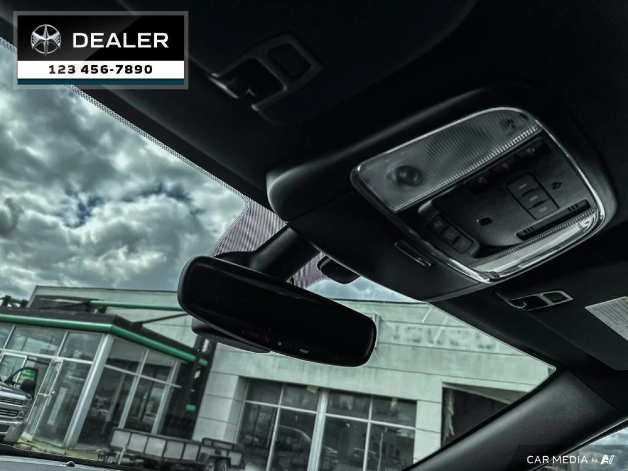 2021 Jeep Grand Cherokee Altitude Main Image