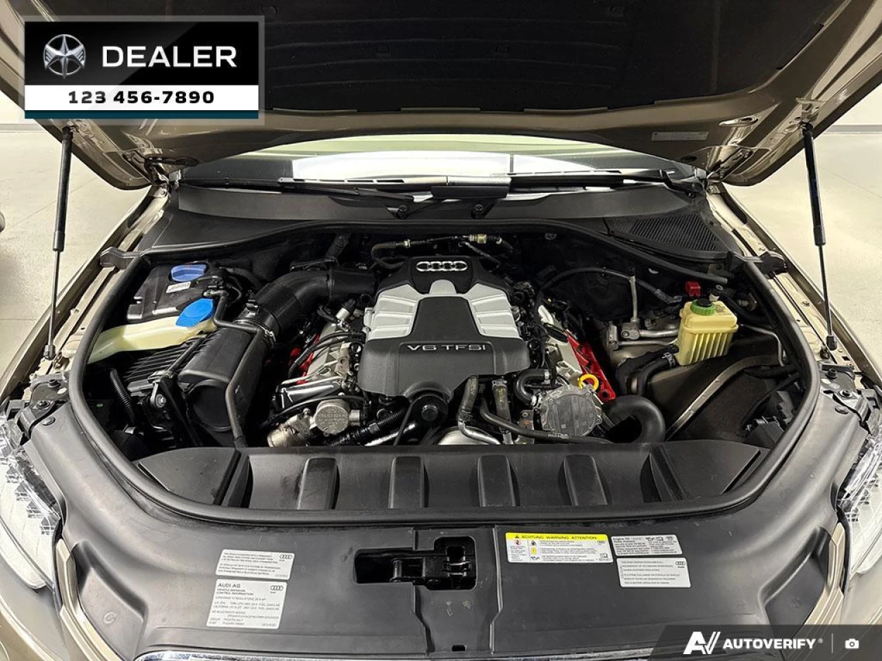 2015 Audi Q7 3.0T Sport Quattro Main Image