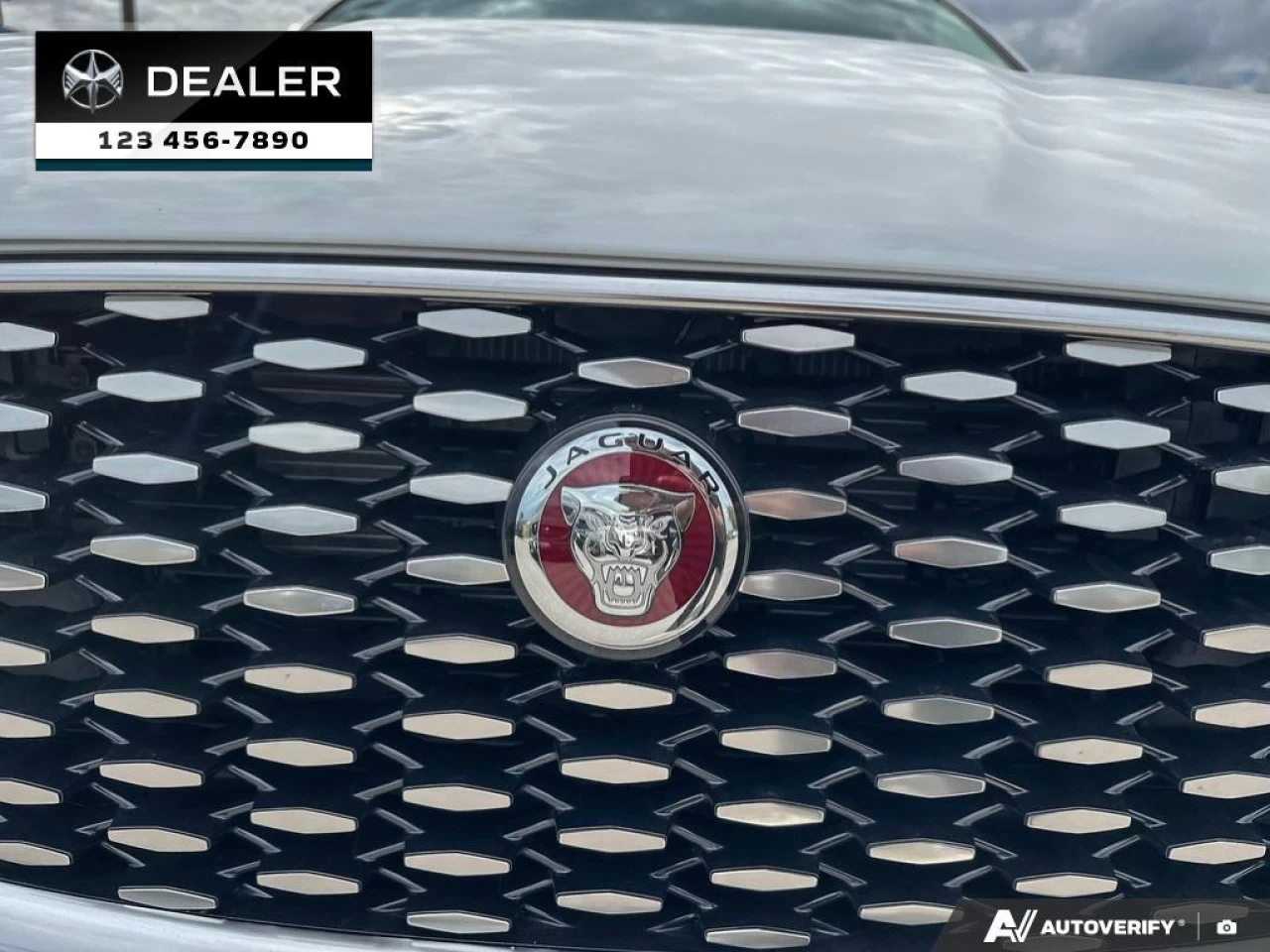 2023 Jaguar F-Pace P250 R-Dynamic S Main Image