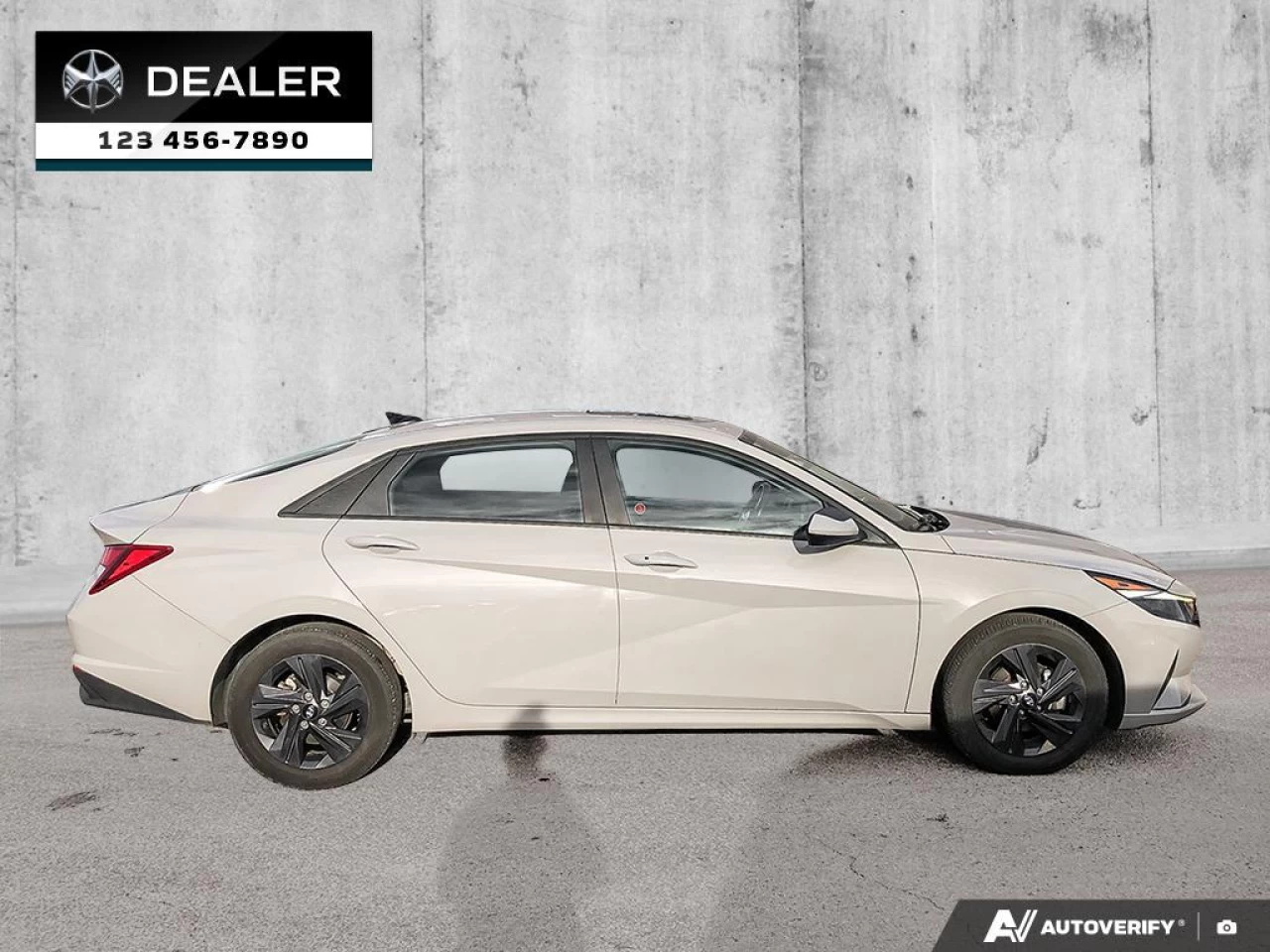 2022 Hyundai Elantra Preferred Image principale