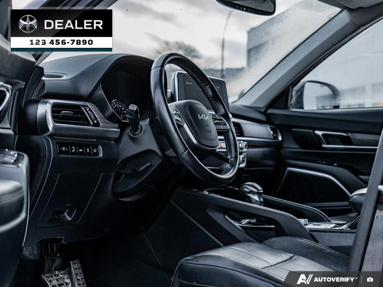 2022 Kia Telluride SX Main Image