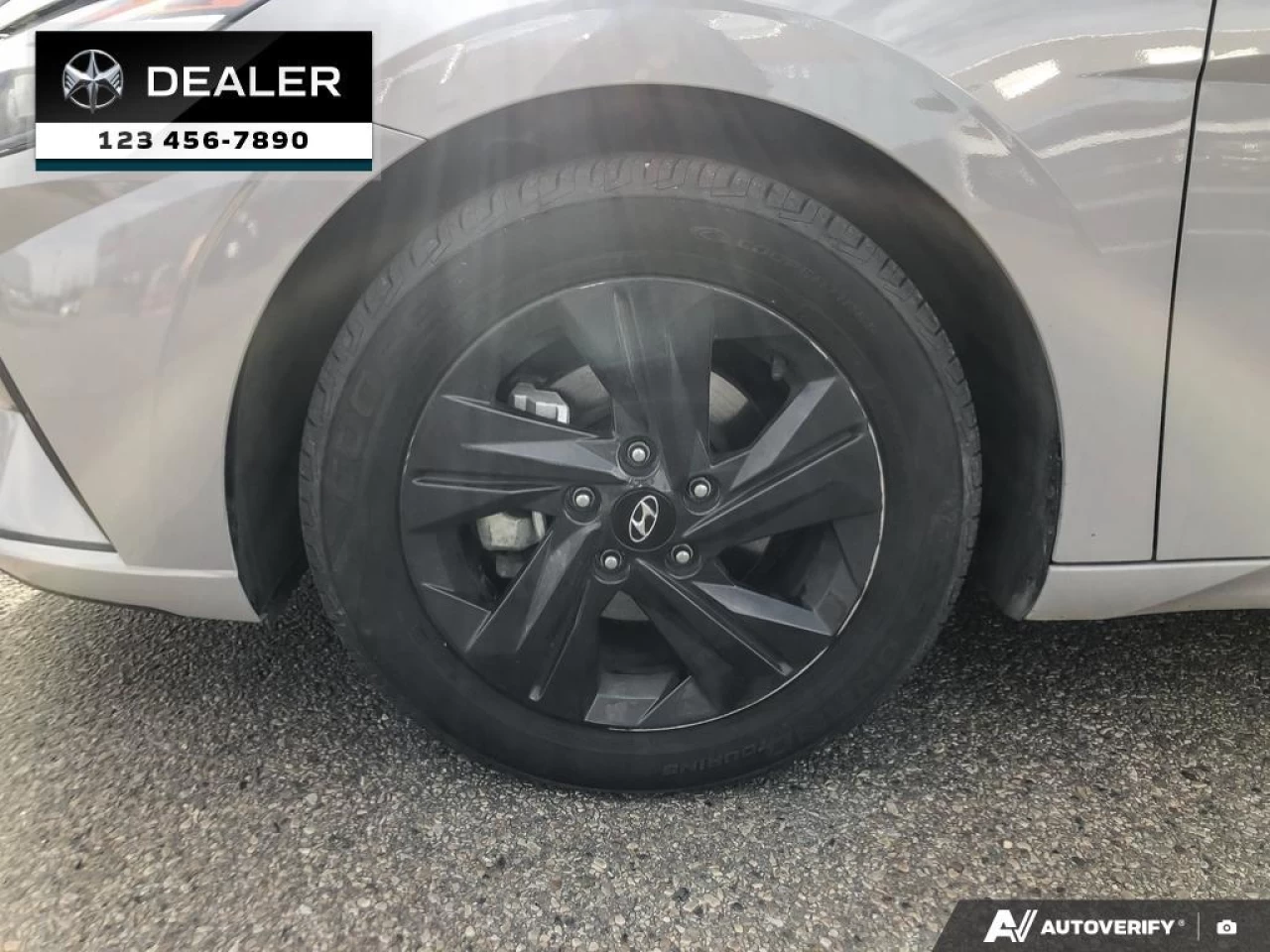 2022 Hyundai Elantra Preferred Main Image