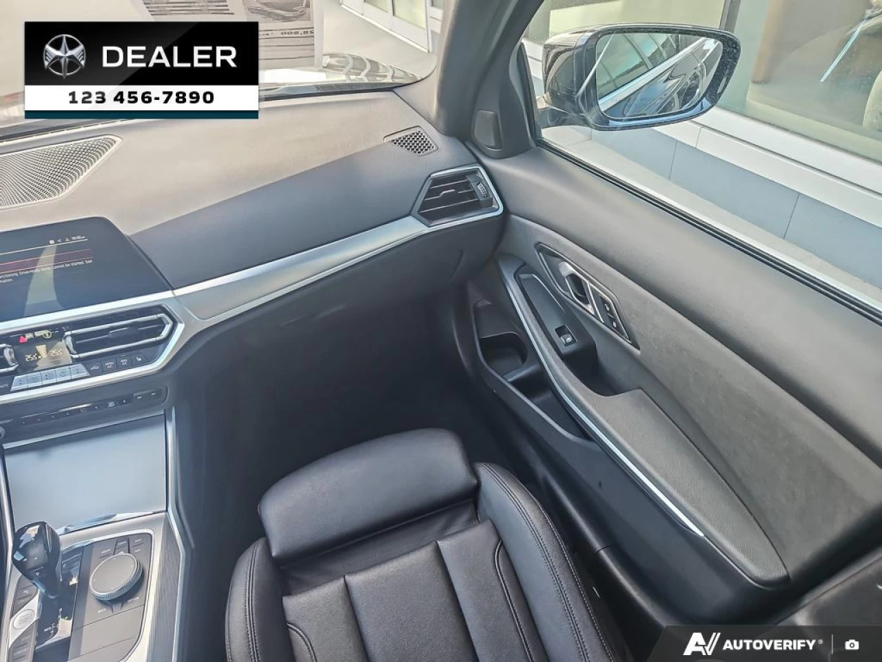 2021 BMW 3 Series 330i xDrive Sedan North America Image principale