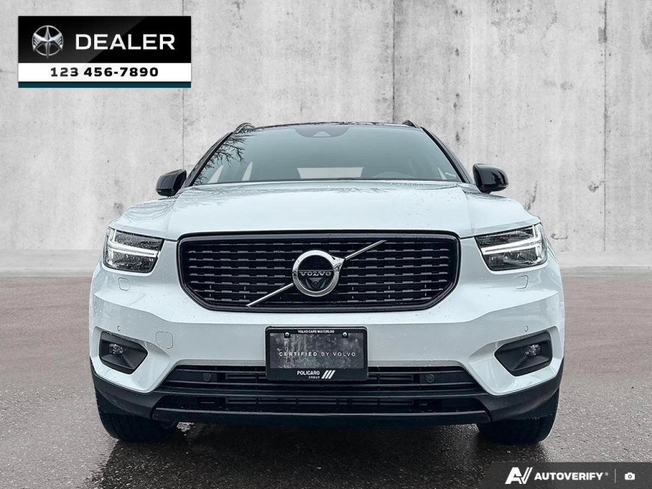 2022 Volvo XC40 T5 R-Design Image principale
