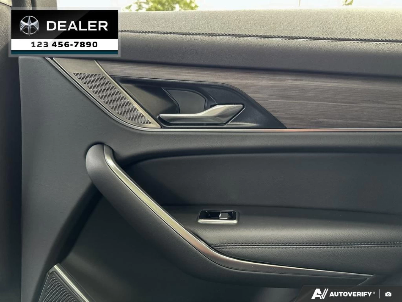 2023 Jaguar F-Pace P250 R-Dynamic S Image principale