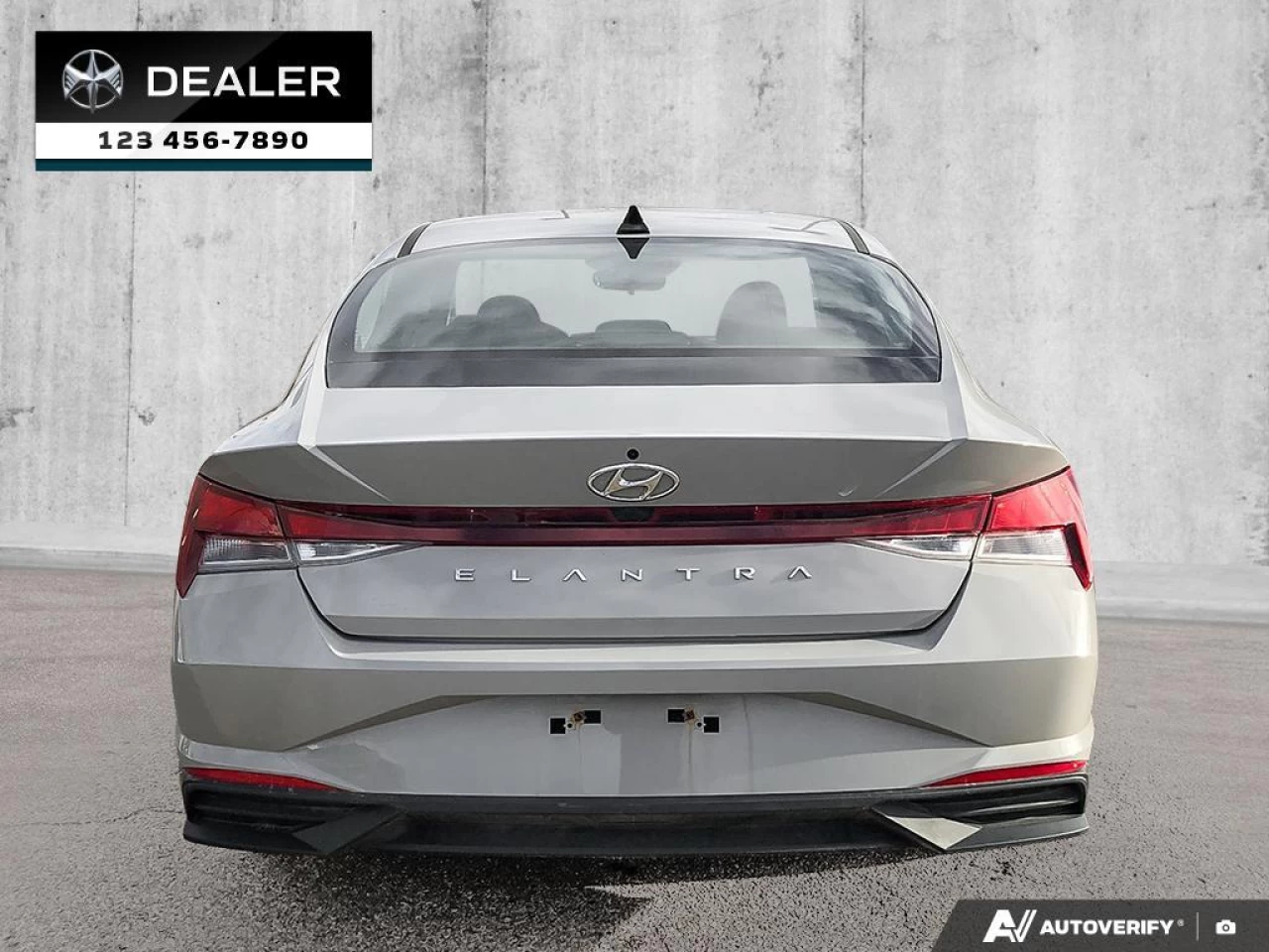 2022 Hyundai Elantra Preferred Image principale