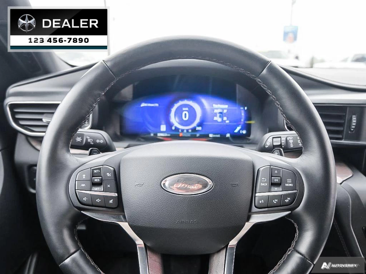 2020 Ford Explorer Platinum Main Image