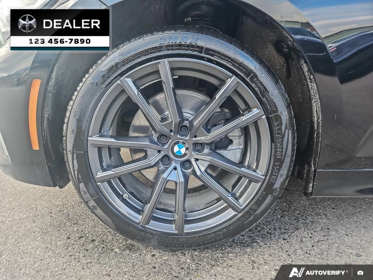 2021 BMW 3 Series 330i xDrive Sedan North America Image principale