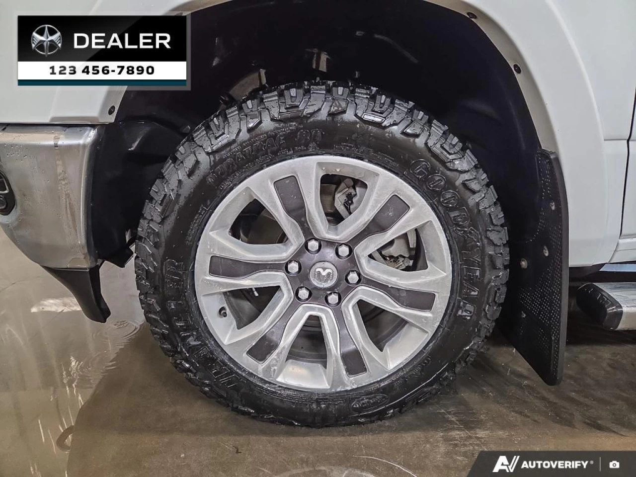 2022 Ram 1500 Longhorn Image principale